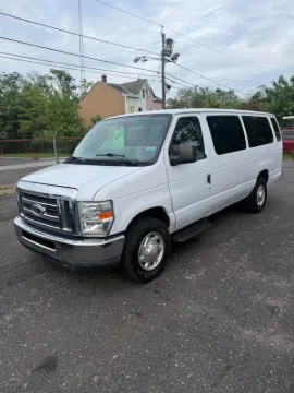 Picture of 2014 Ford E350 Xlt Extended Passenger Van