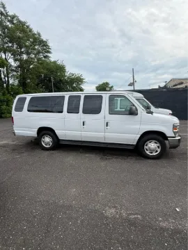 Picture of 2014 Ford E350 Xlt Extended Passenger Van