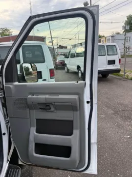 Picture of 2014 Ford E350 Xlt Extended Passenger Van