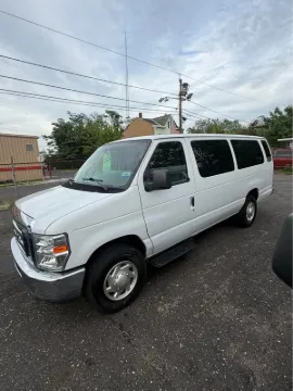 Picture of 2014 Ford E350 Xlt Extended Passenger Van