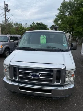 Picture of 2014 Ford E350 Xlt Extended Passenger Van