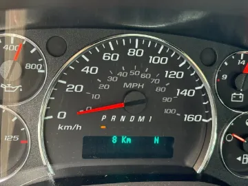 Picture of 2025 GMC Savana Passenger Van