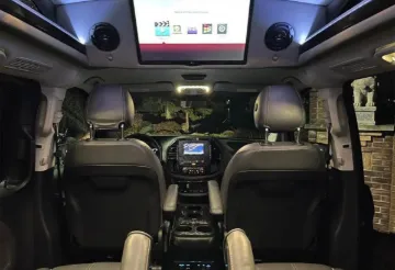 Picture of 2016 Mercedes Benz Metris Passenger Van