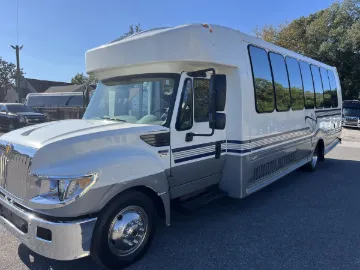 Picture of 2014 Turtle Top International Shuttle Bus