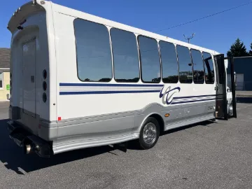 Picture of 2014 Turtle Top International Shuttle Bus
