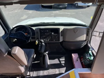 Picture of 2014 Turtle Top International Shuttle Bus