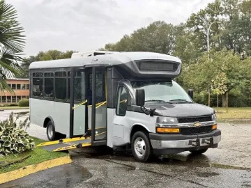 Picture of 2020 Chevrolet Express 4500 Shuttle Bus ADA
