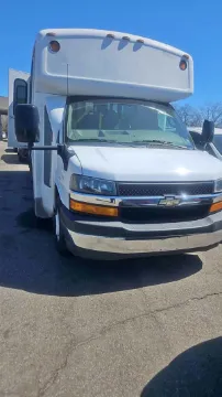 Picture of 2017 Chevrolet 4500 Cutaway Shuttle Bus ADA