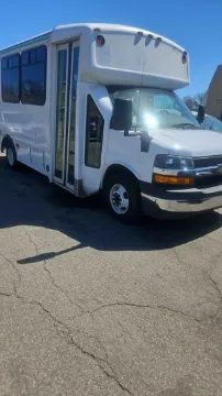 Picture of 2017 Chevrolet 4500 Cutaway Shuttle Bus ADA