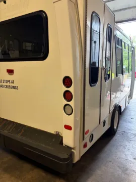 Picture of 2019 Ford E450 Shuttle Bus