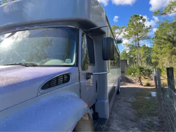 Picture of 2013 International 36 Pass Mid Size Bus