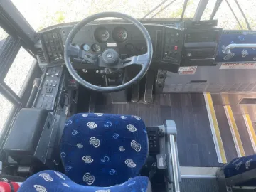 Picture of 1996 MCI 102D3 Coach Bus