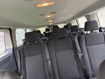Picture of 2019 Ford E350 Super Duty Passenger Van