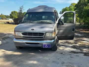 Picture of 2002 Ford E150 Passenger ADA Passenger Van