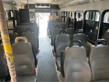 Picture of 2013 Ford E350 Xl Shuttle Bus