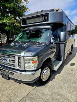 Picture of 2013 Ford E450 Super Duty Limo & Party Bus