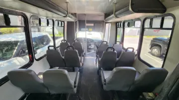 Picture of 2007 Ford E350 Super Duty Shuttle Bus ADA