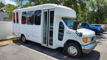Picture of 2007 Ford E350 Super Duty Shuttle Bus ADA