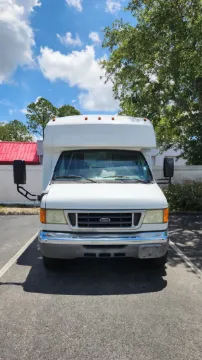 Picture of 2007 Ford E350 Super Duty Shuttle Bus ADA