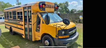 Picture of 2005 Chevrolet 3500 Blue Bird School Bus