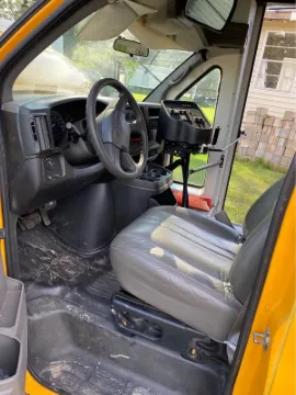 Picture of 2005 Chevrolet 3500 Blue Bird School Bus