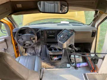 Picture of 2005 Chevrolet 3500 Blue Bird School Bus
