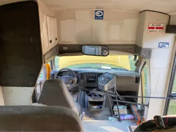 Picture of 2005 Chevrolet 3500 Blue Bird School Bus