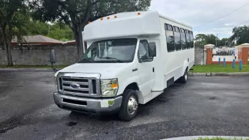 Picture of 2009 Ford E450 ADA Shuttle Bus
