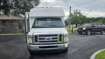 Picture of 2009 Ford E450 ADA Shuttle Bus