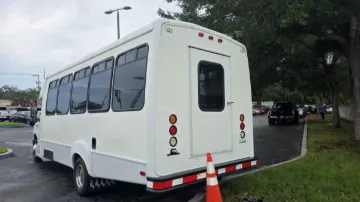 Picture of 2009 Ford E450 ADA Shuttle Bus