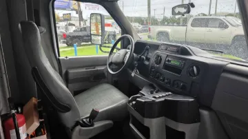 Picture of 2009 Ford E450 ADA Shuttle Bus
