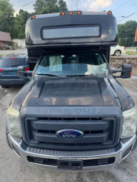 Picture of 2013 Ford F550 Shuttle Bus ADA