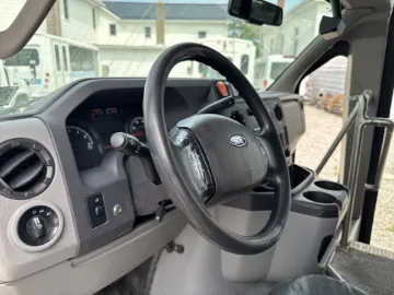 Picture of 2019 Ford E-450 Shuttle Bus
