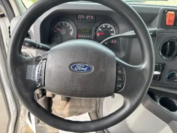Picture of 2019 Ford E-450 Shuttle Bus