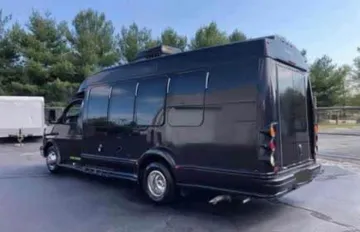 Picture of 2008 Chevrolet Express 3500 Turtle Top Limo & Party Bus