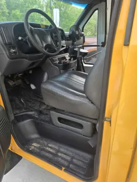 Picture of 2002 GMC 3500 Sierra School Bus ADA