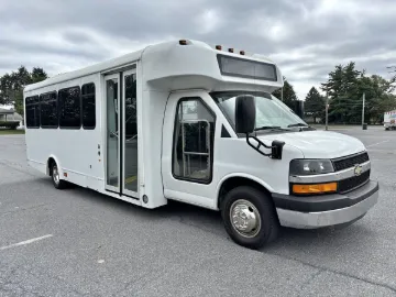 Picture of 2015 Chevrolet Express 4500 Shuttle Bus
