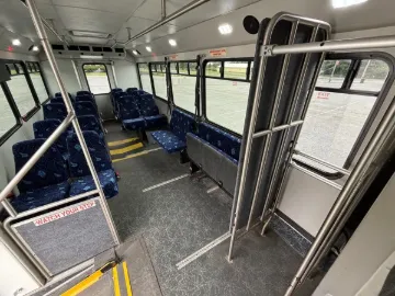 Picture of 2015 Chevrolet Express 4500 Shuttle Bus