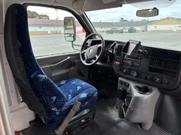 Picture of 2015 Chevrolet Express 4500 Shuttle Bus