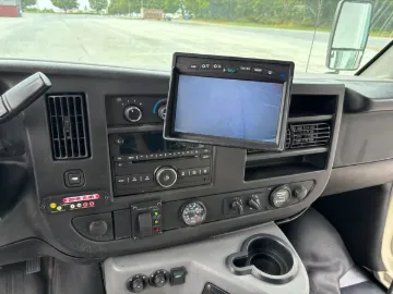 Picture of 2015 Chevrolet Express 4500 Shuttle Bus