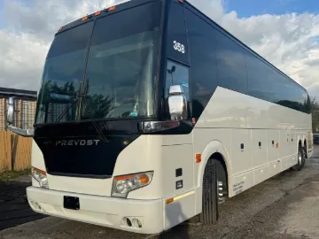 Picture of 2015 Prevost H3-45 Coach Bus