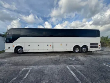 Picture of 2015 Prevost H3-45 Coach Bus