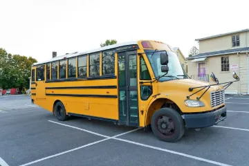 Picture of 2009 Thomas Saf-T-Liner C2 ADA School Bus