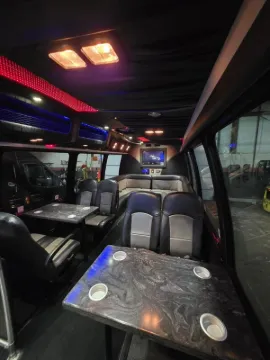 Picture of 2012 Ford E450 Limo & Party Bus