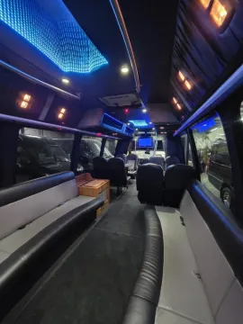 Picture of 2012 Ford E450 Limo & Party Bus