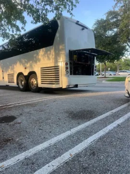 Picture of 2007 MCI J4500 Coach Bus