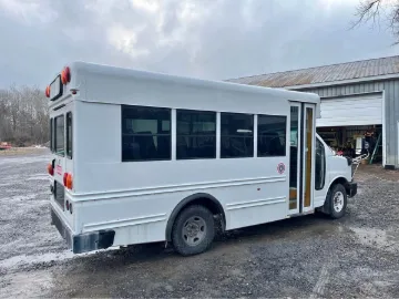 Picture of 2011 Chevrolet Express 3500 Shuttle Bus