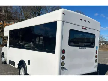 Picture of 2016 Ford E450 Winnebago Shuttle Bus ADA