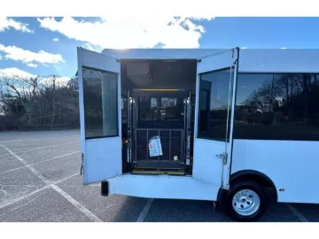 Picture of 2016 Ford E450 Winnebago Shuttle Bus ADA