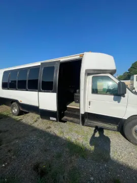 Picture of 1999 Ford E-450 Limo & Party Bus